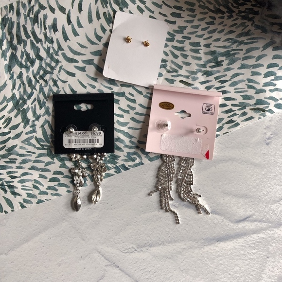 Earrings Lot—3 pairs Dangly Prom Rhinestone - Picture 7 of 7